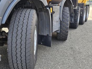 Volvo FMX 460 10x4 TIPPER / MINING